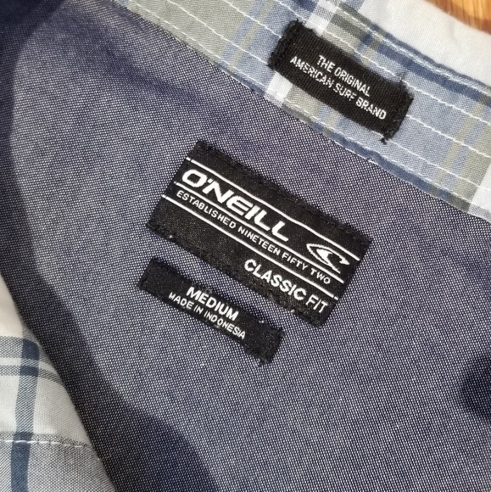 O'Neil button down shirt med